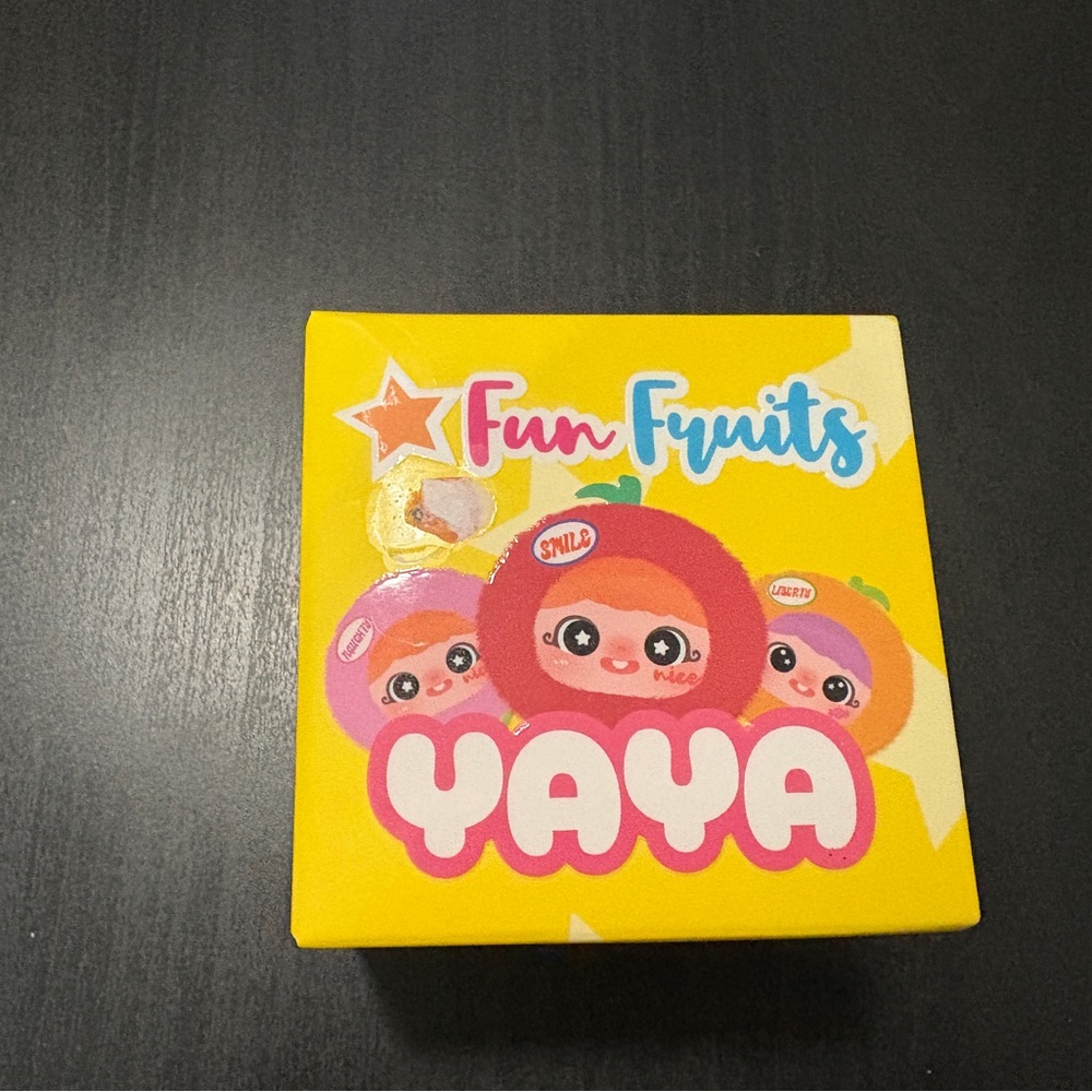 Yaya fruit blind box sealed